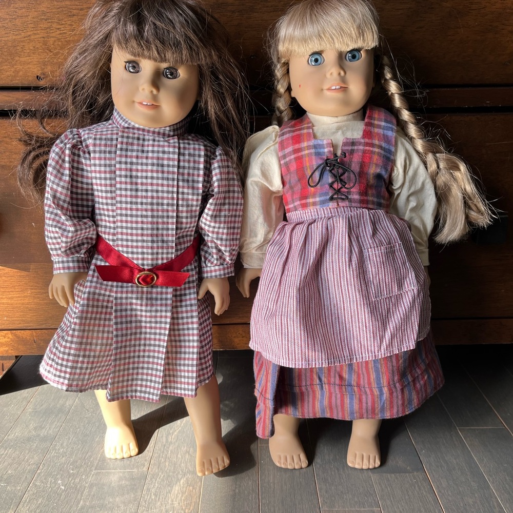 Samantha and Kirsten American Girl dolls. Selling as bundle.